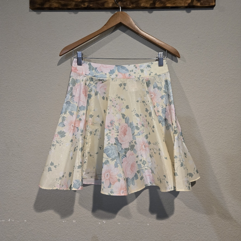 Selkie Paper Doll Floral Skirt - Picture 4 of 9